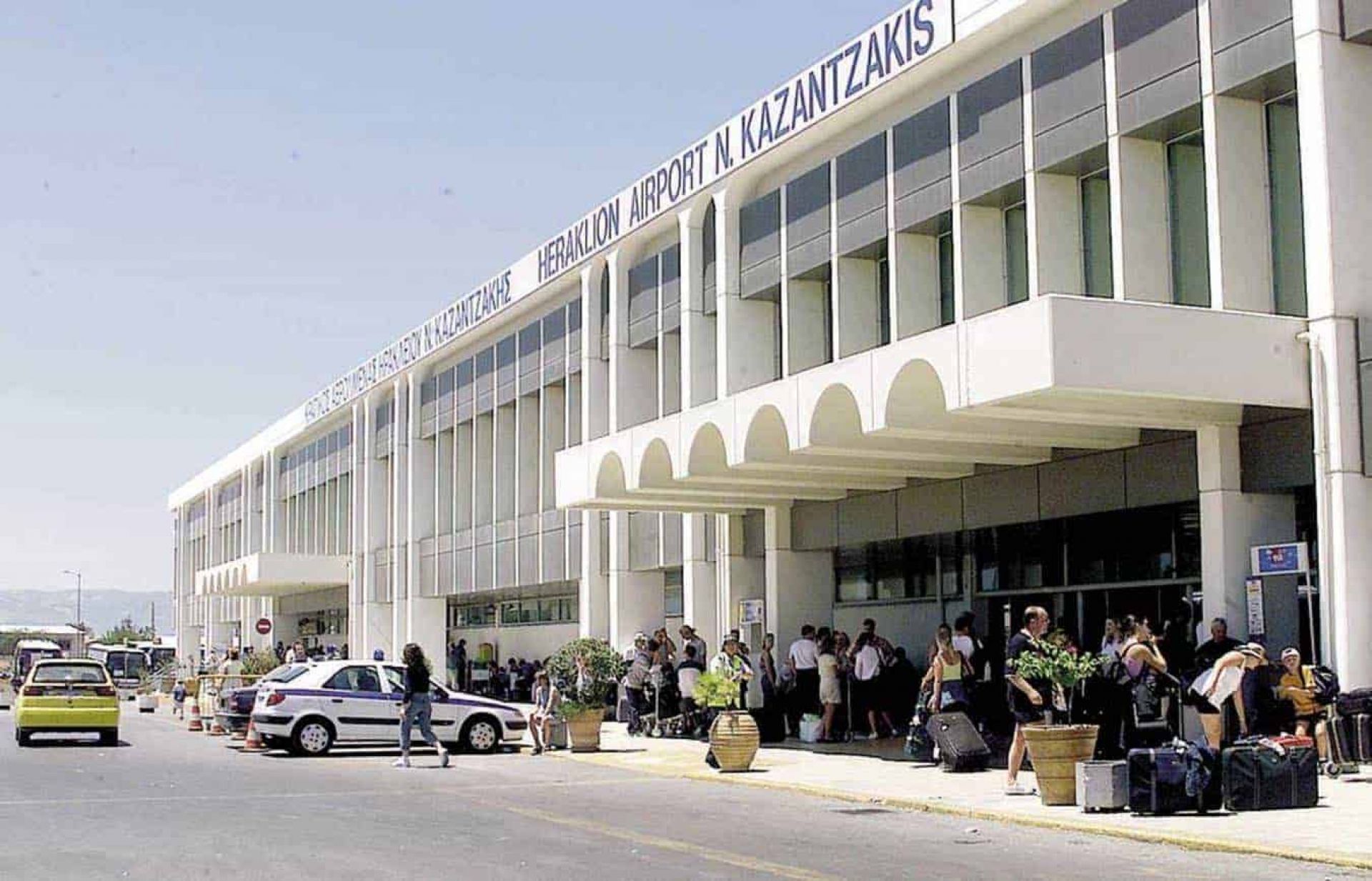 complemento Golpe fuerte Caracterizar Heraklion airport Nikos Kazantzakis